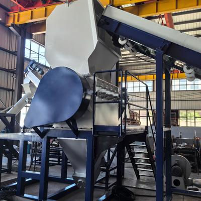 Automatic HDPE Bottles Crusher Machine 90KW for Plastic Recycling 1000kg/hr