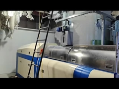 Machine de recyclage de fibres et de flocons de PET avec compresseur à coupe